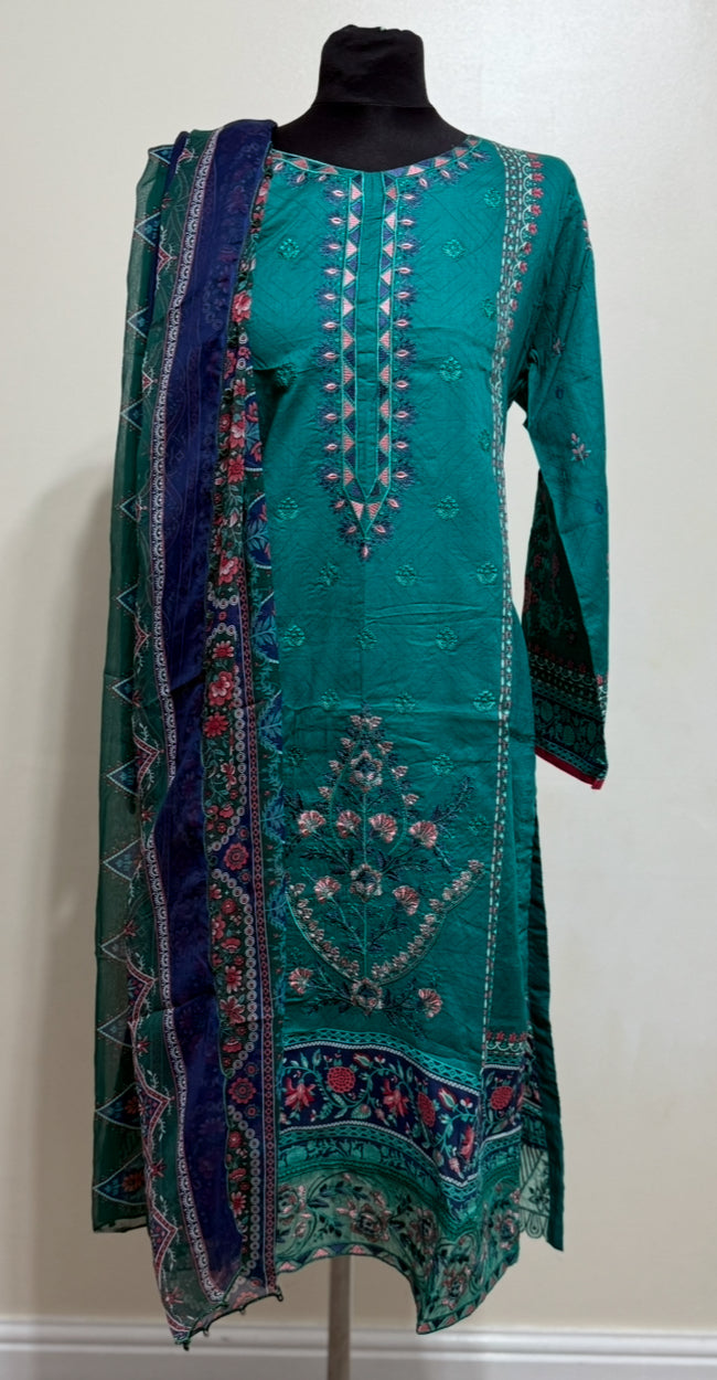 Designer Inspired by Maria B - 3 Piece Outfit Salwar Kameez Pakistan Fashion (Emerald Green)