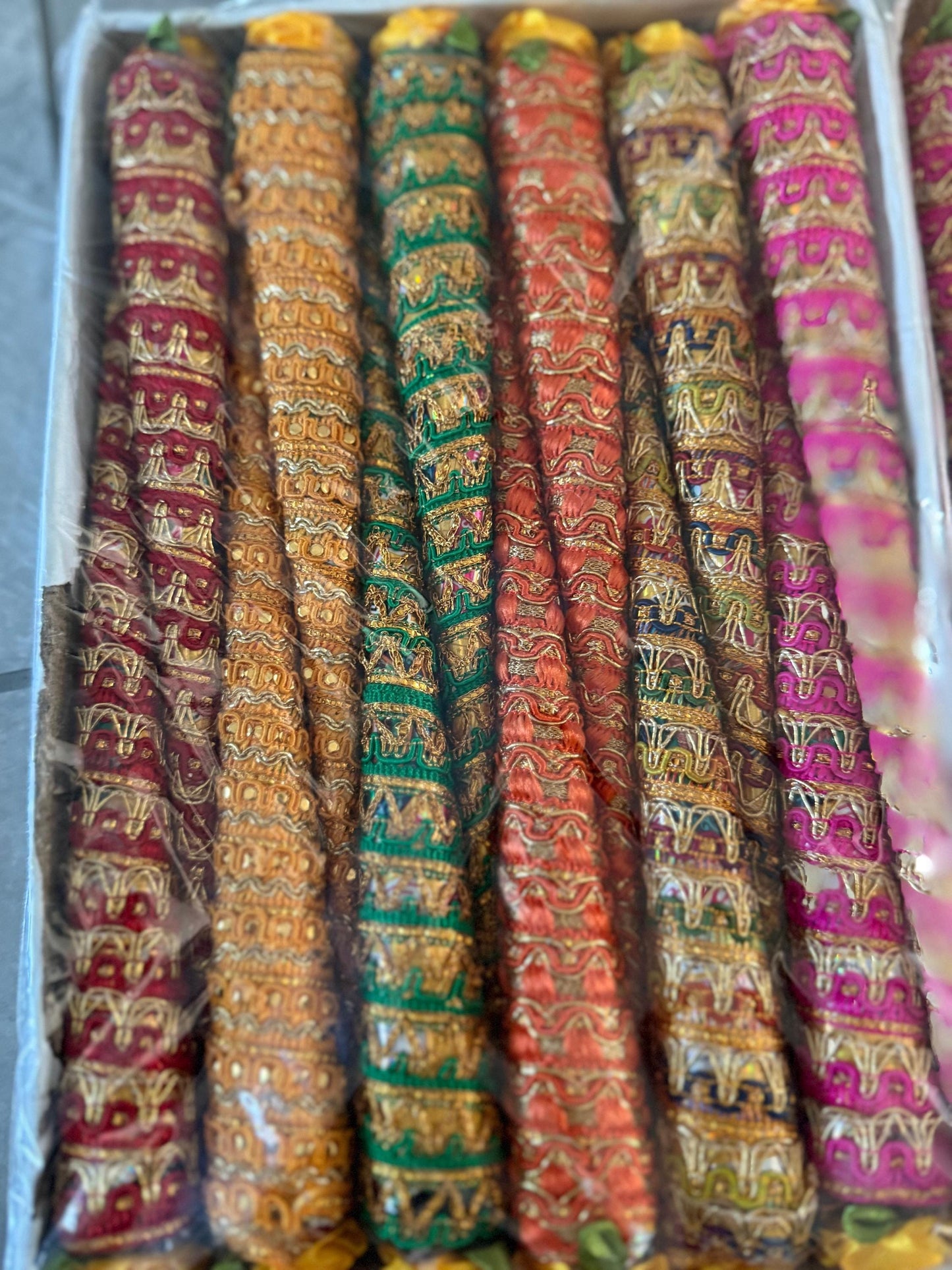UK Based - 6 Beautiful Decorated Mehndi Kones - Nadra Mehndi Kones Perfect for your Mehndi Parties