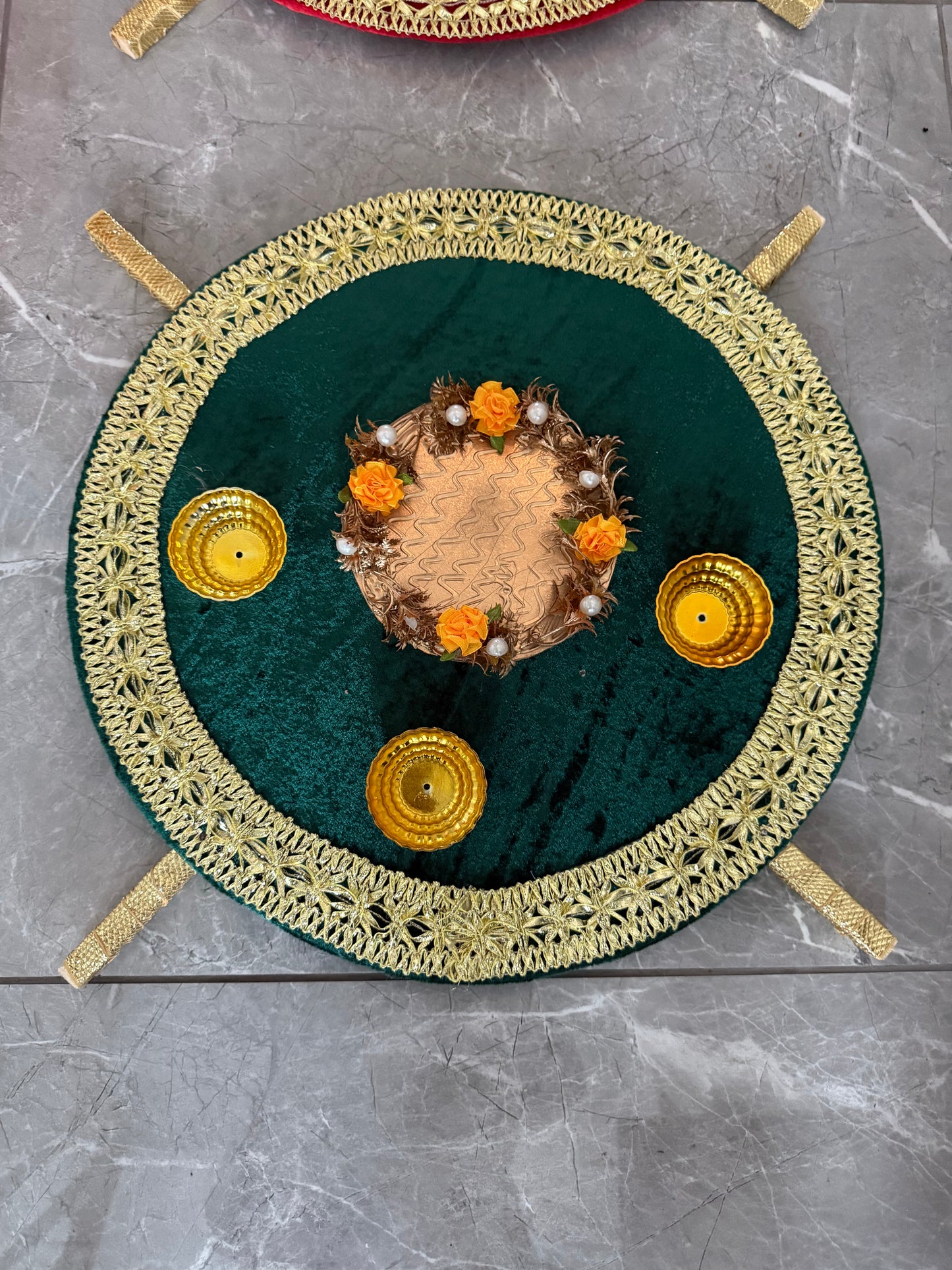 UK Based - Mini Gold Diyas - Pack of 3 - Perfect for adding creativity to Mehndi Thaals